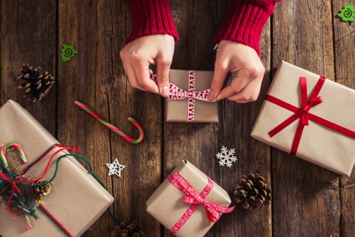 Gadgets para regalar esta Navidad por menos de 90 euros