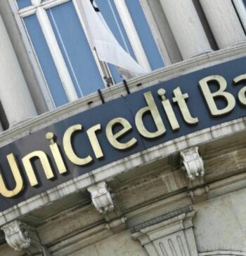 UniCredit lanza una OPA para tener más del 30% de Commerzbank pero [...]