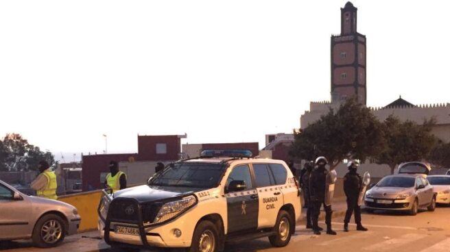 Hallan un zulo junto al garaje de uno de los dos detenidos por yihadismo en Ceuta