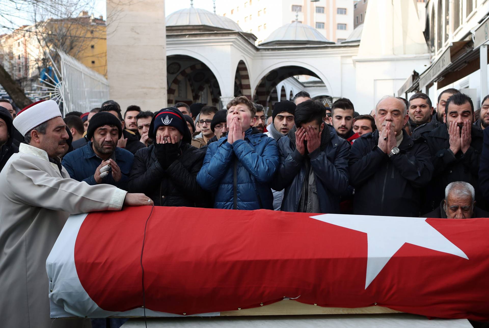 Detenidos cinco presuntos miembros de Estado Islámico por el atentado de Estambul