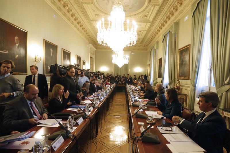 Las autonomías ultiman cinco grandes acuerdos antes de la Conferencia de Presidentes