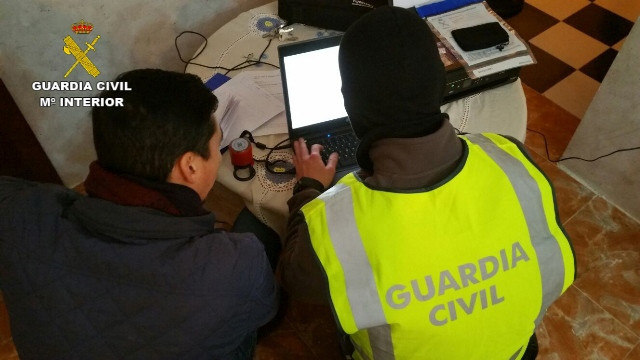 antiyihadismo Imagenes de la operación contra el yihadismo en Ceuta.