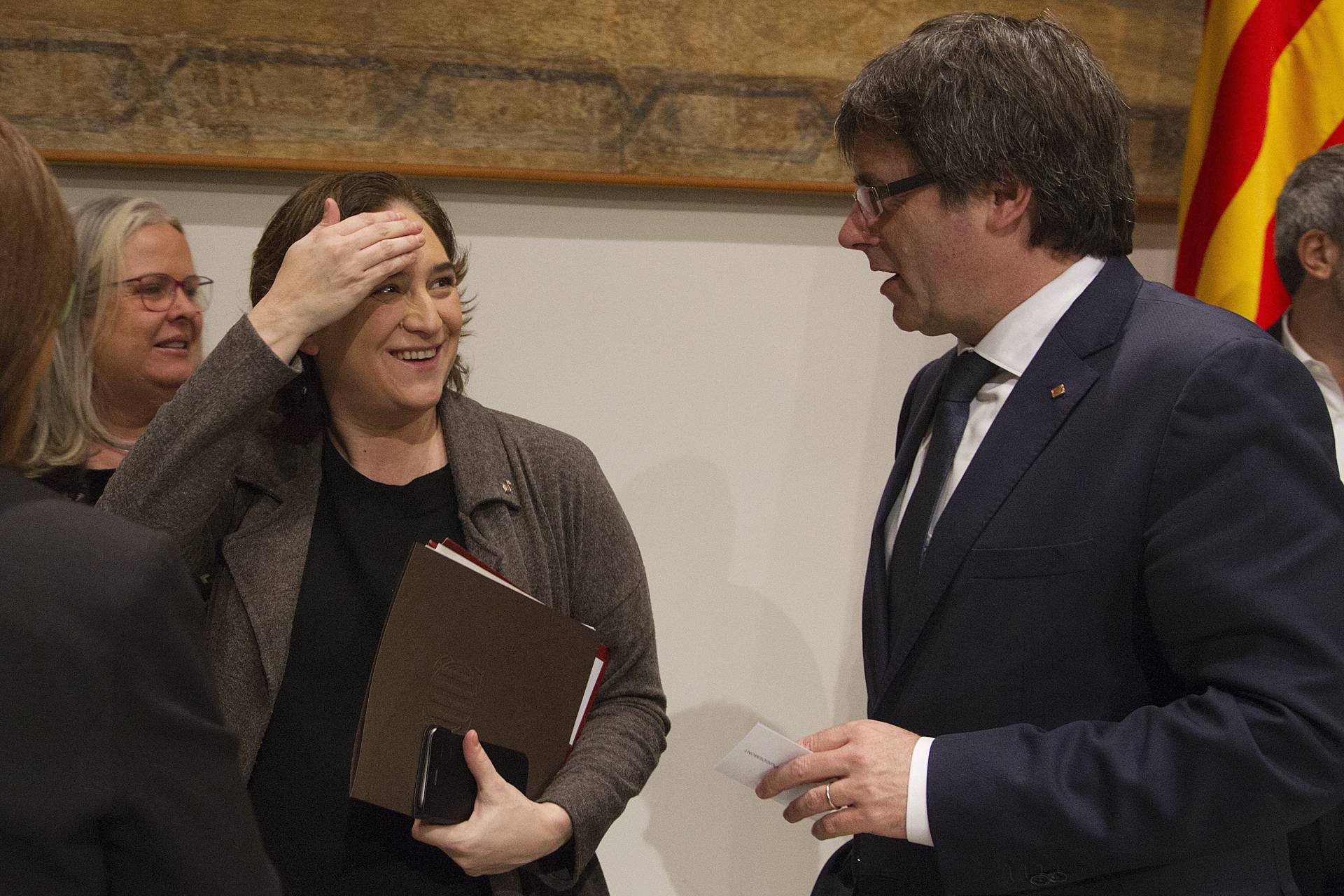 Ada Colau y Carles Puigdemont.