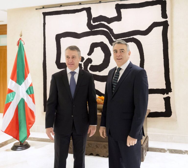 Euskadi pide el repliegue de la Guardia Civil y anuncia 1.000 ertzainas más para asumir sus funciones