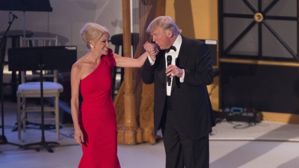 Kellyanne Conway y Donald Trump