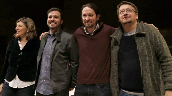 Alberto Garzón, junto a Yolanda Díaz, Pablo Iglesias y Xavi Doménech.