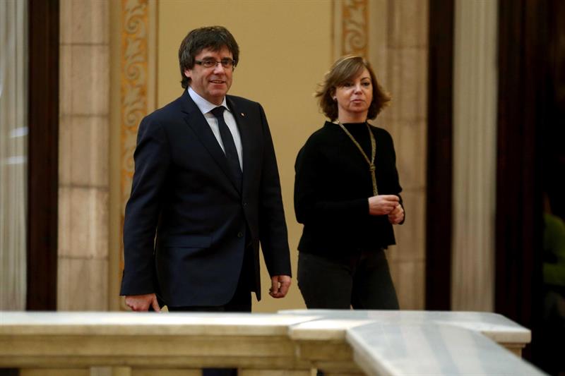Carles Puigdemont y Meritxell Borràs.