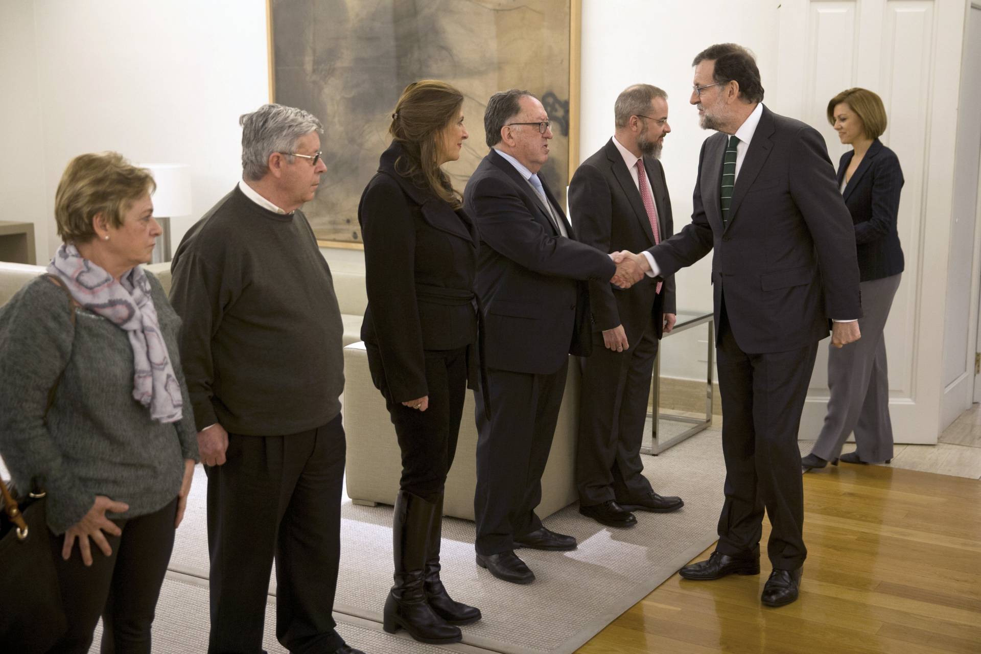 Rajoy con las familias de las victimas del Yak 42