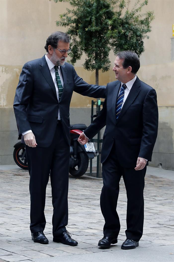 Mariano Rajoy y Abel Caballero.