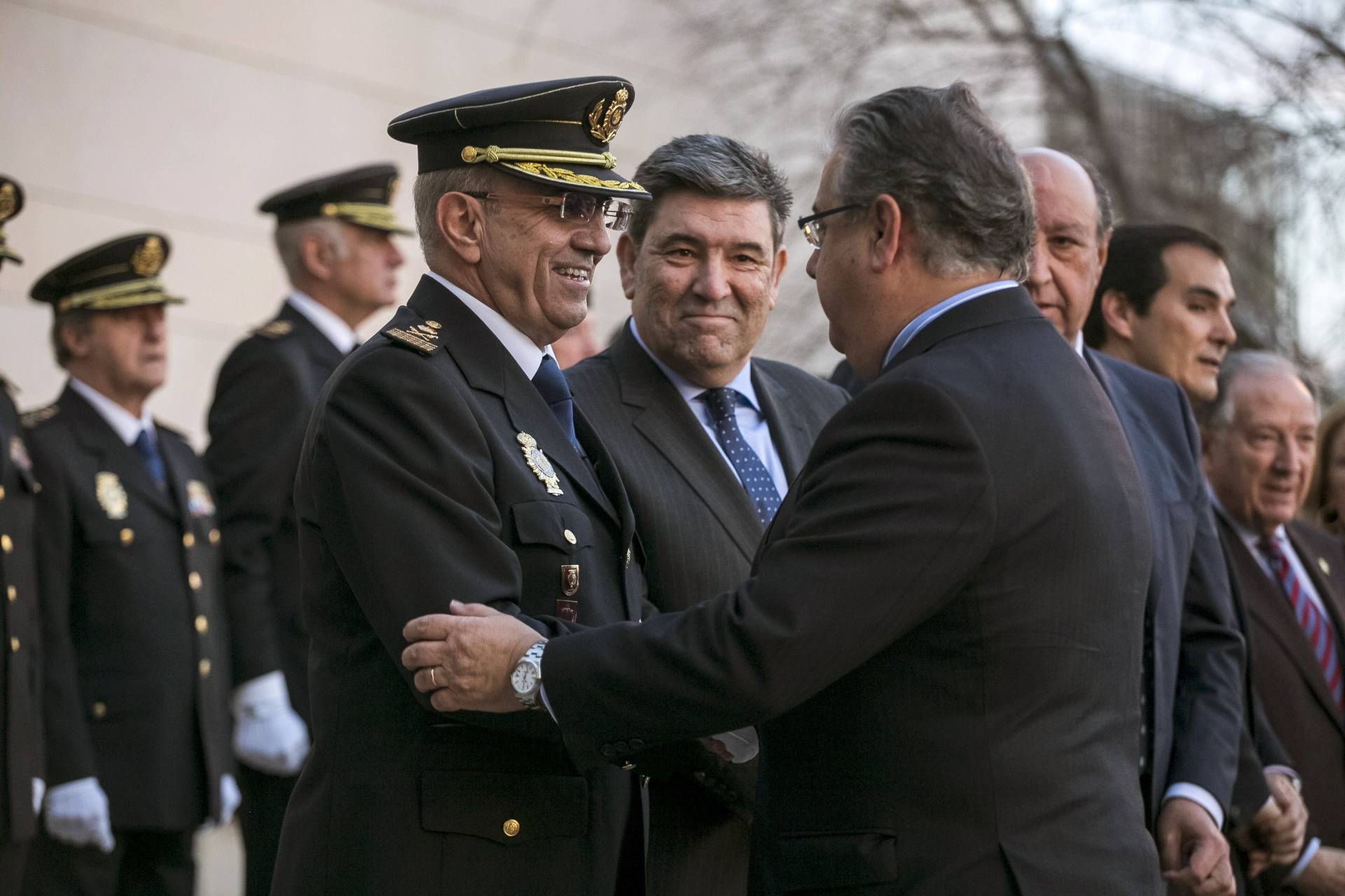 Juan Ignacio Zoido saluda a Florentino Villabona.