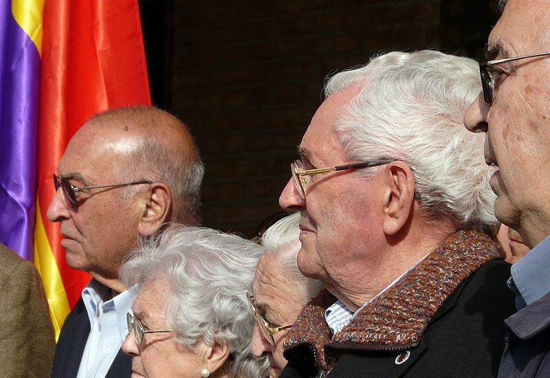 Marcelino Camacho (en primer plano) y Nicolás Redondo (al fondo), en un acto homenaje a presos políticos en al año 2008.