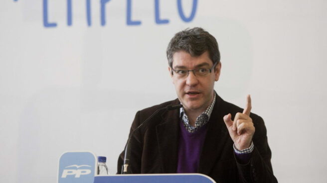 El ministro de Energía, Álvaro Nadal, durante un acto del Partido Popular.