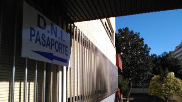 Interior ingresa unos 323.000 euros cada día por la expedición de DNI y pasaportes