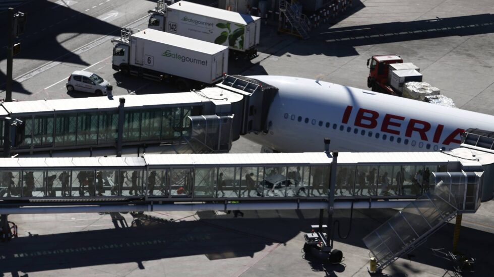 Pasajeros embarcando en el Aeropuerto Adolfo Suárez Barajas