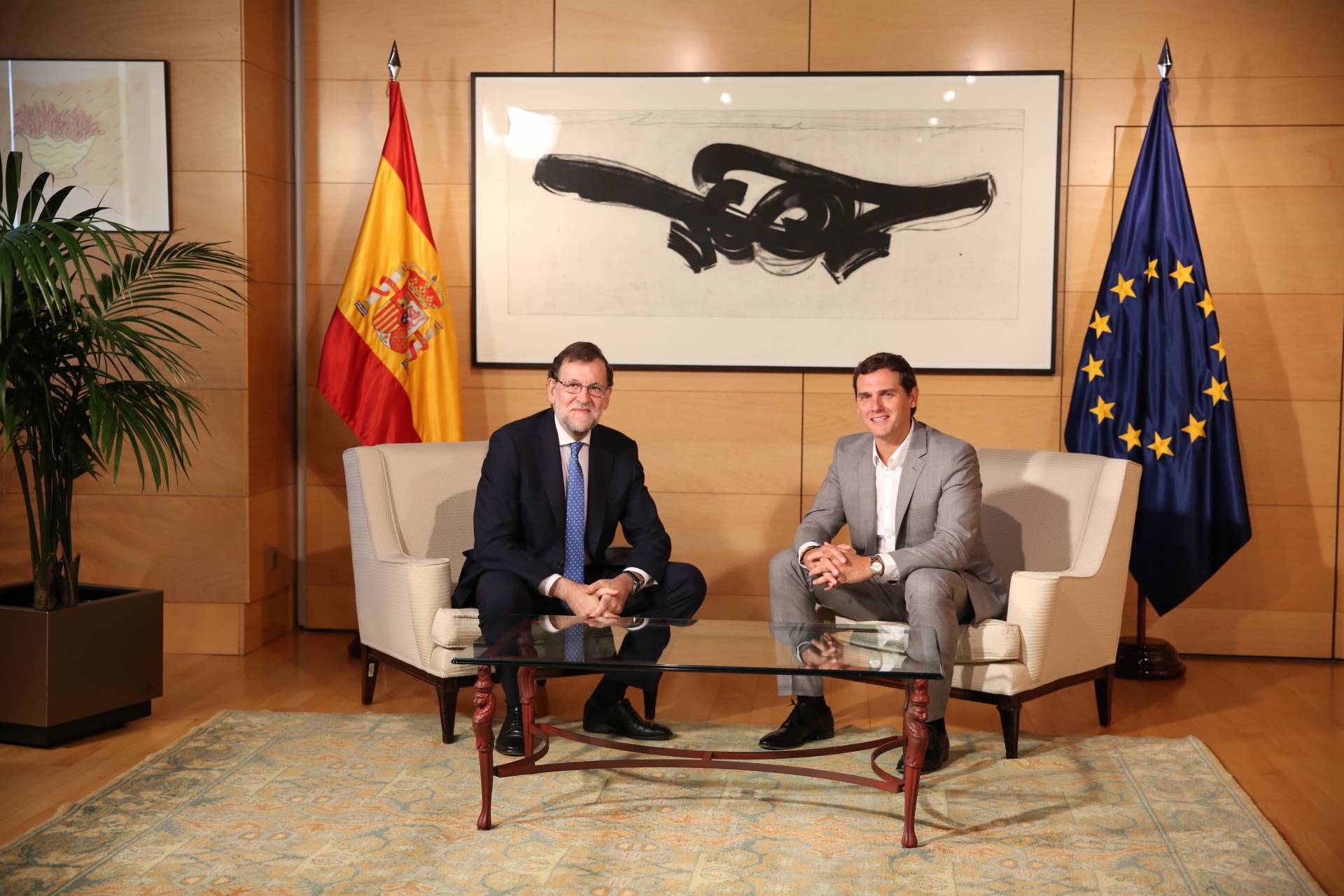 Rajoy y Rivera durante una reunión en el Congreso