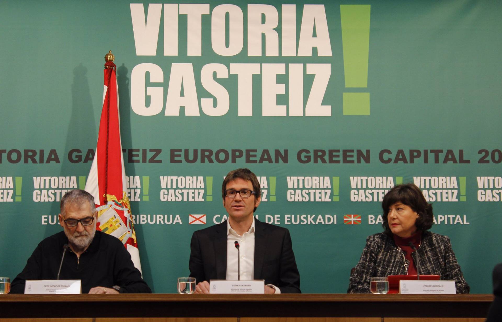 El PNV deja en manos de Bildu y PP a su alcalde en Vitoria y lo somete a una moción de confianza