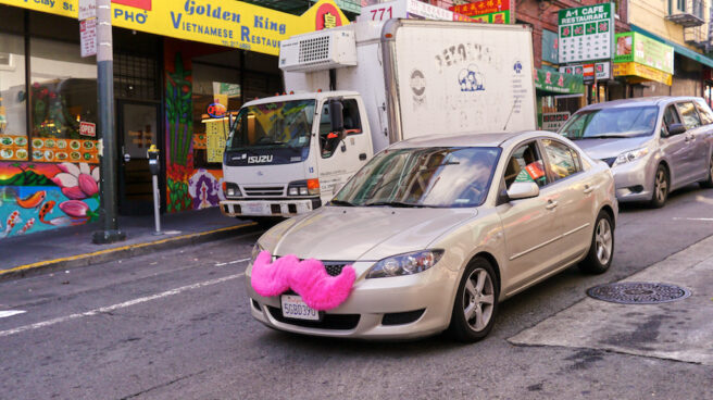 Un vehículo de Lyft circula por las calles de San Francisco.