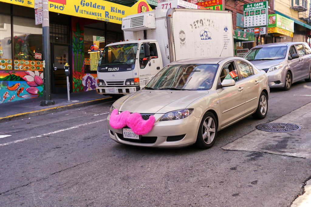 Un vehículo de Lyft circula por las calles de San Francisco.