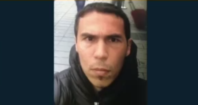 Imagen del presunto autor del ataque en Estambul, difundida por el diario turco Daily Sabah.