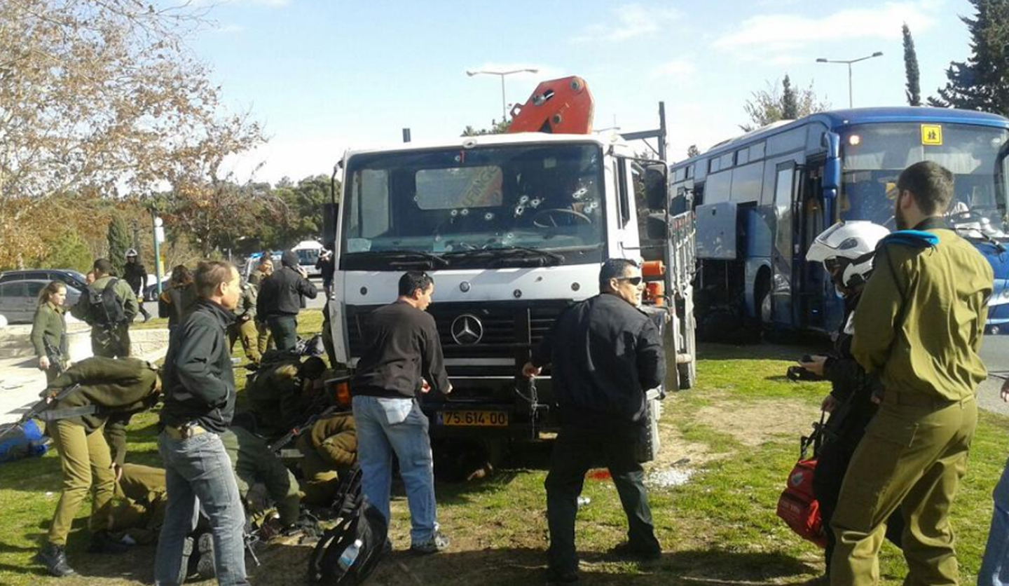 El camión utilizado en el atentado de Jerusalén.