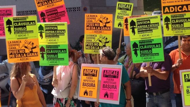 Protesta por la cláusulas suelo. Protesta por la cláusulas suelo.