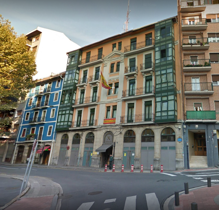 El PSE reprueba a Bildu por querer eliminar un cuartel: "ETA ha militarizado Euskadi"