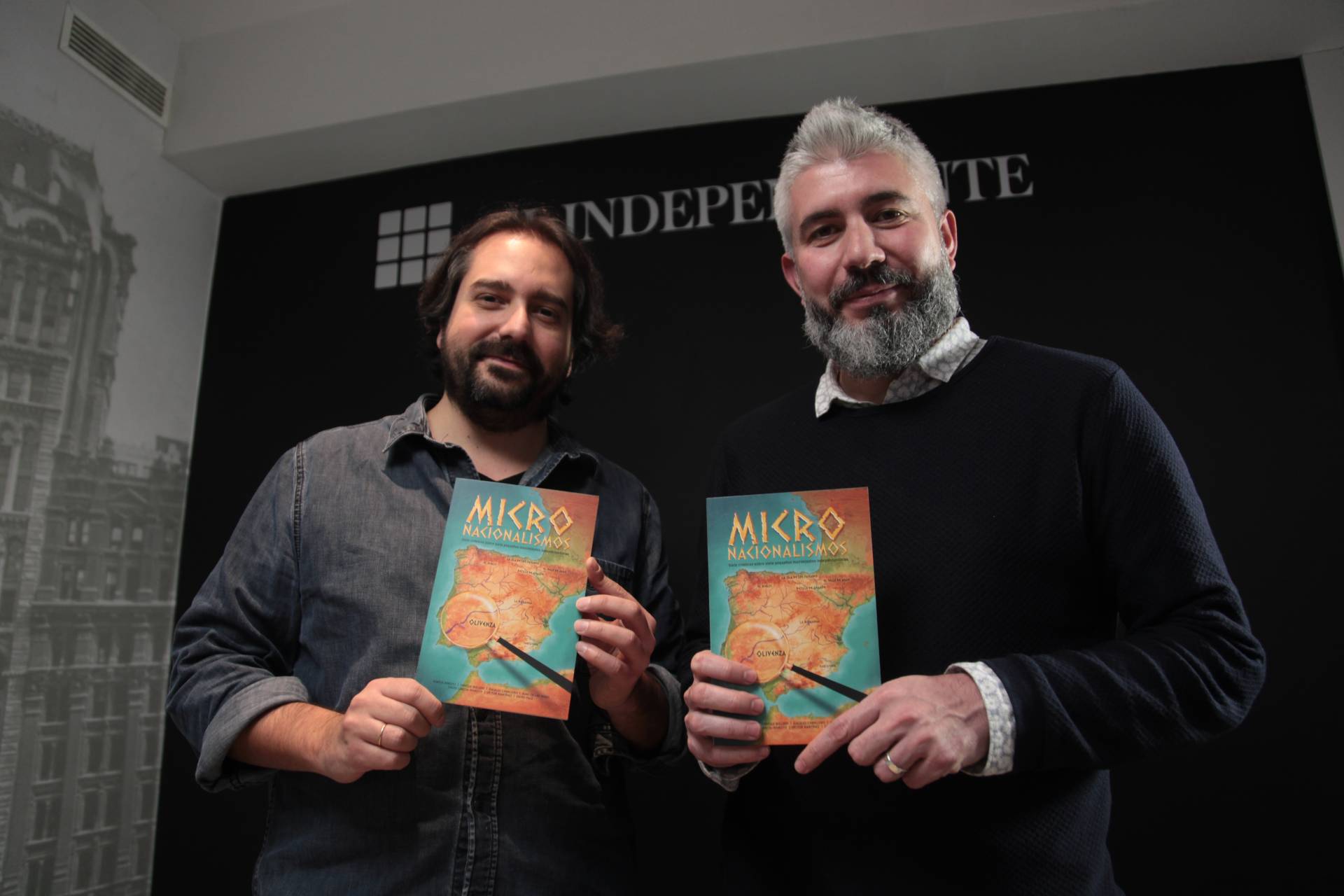 Los periodistas de El Independiente, David García-Maroto y David Page.