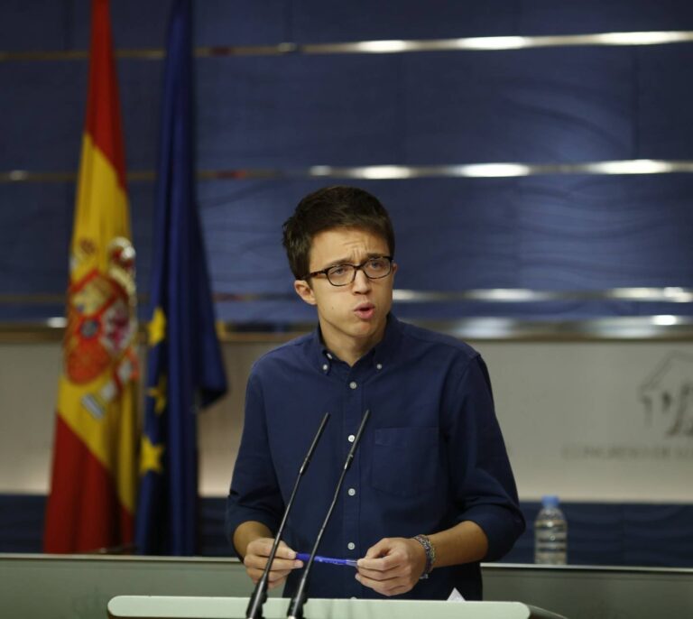 Errejón pide a Podemos que no se arrincone en una "folclórica existencia" en la izquierda