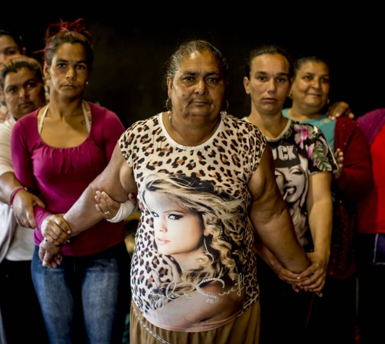 'Fuenteovejuna' con la raza de las mujeres de El Vacie
