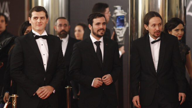 Políticos en los premios Goya 2016 Albert Rivera, Alberto Garzón y Pablo Iglesias en la gala de los premios Goya.