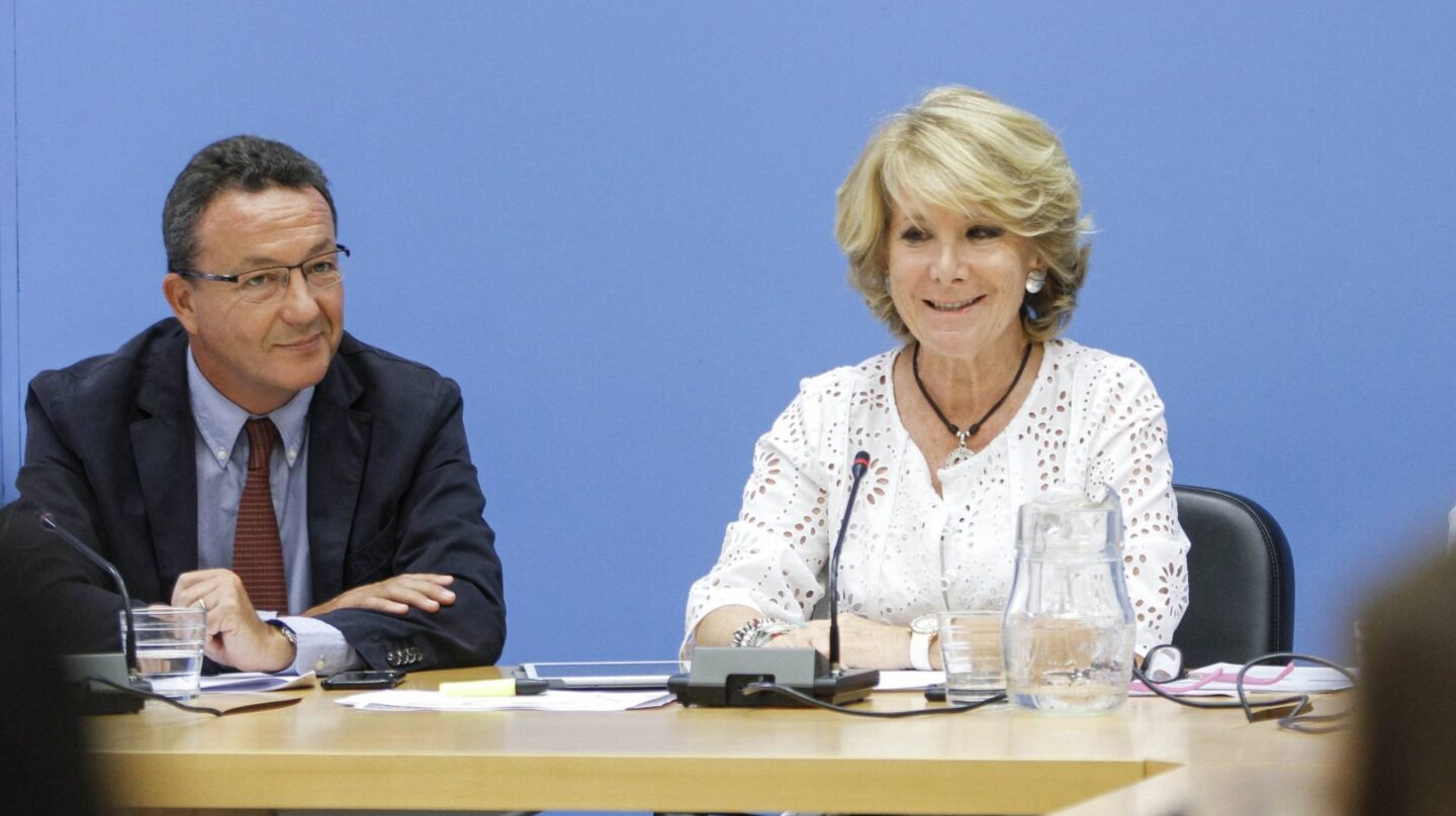 Íñigo Henríquez de Luna y Esperanza Aguirre.