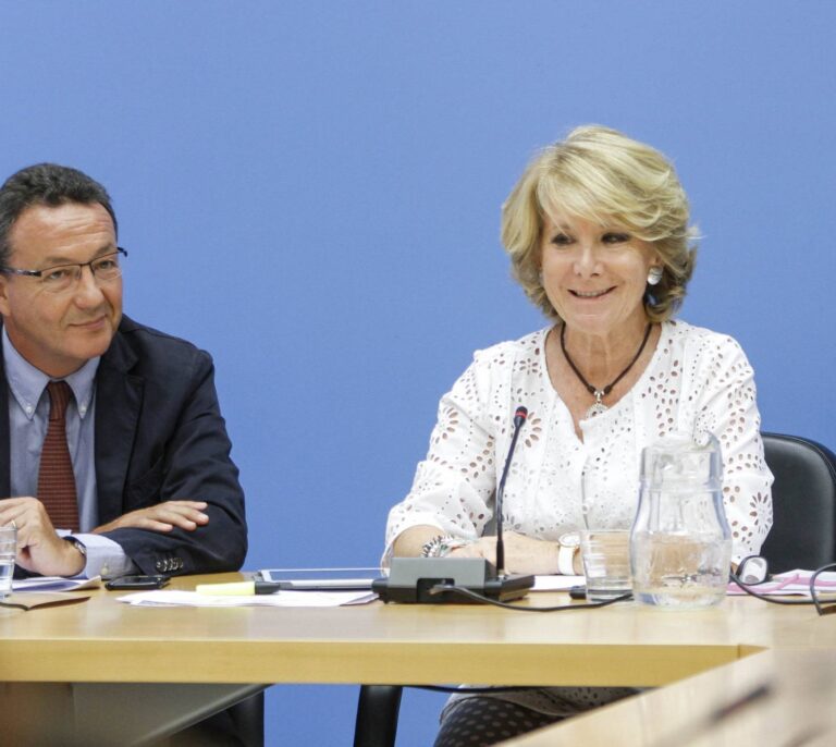 Henríquez de Luna pedirá en el congreso del PP la "separación" gobierno-partido