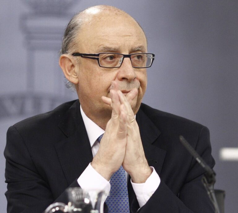 Hacienda da más tiempo a Airbnb para revelar los ingresos de los dueños de los pisos