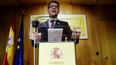 El Gobierno se resiste a dejar de controlar la mitad del recibo de luz como exige Bruselas