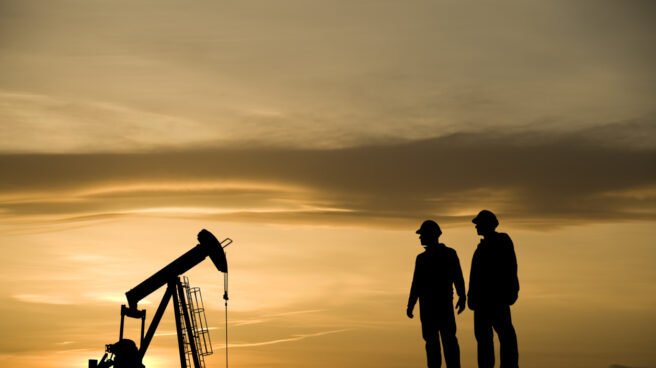 petróleo-repsol Un pozo de extracción de petróleo.