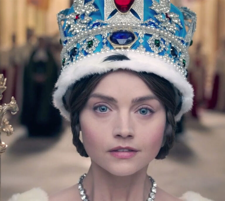 El caos llega al Palacio de Buckingham en la tercera temporada de 'Victoria'