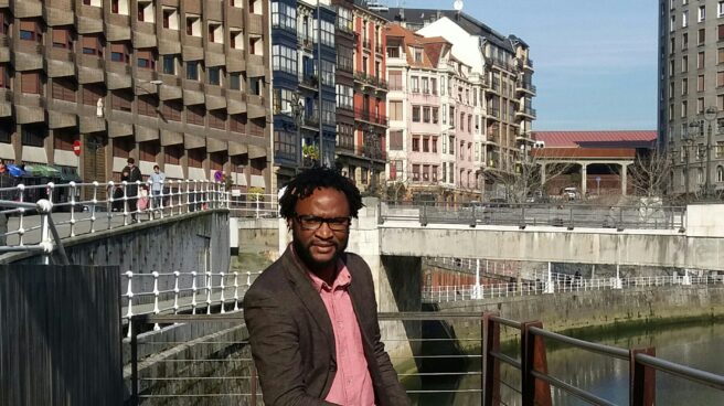 El director de cine ugandés, Kamoga Hassan creador del festiva de cine gay en Uganda