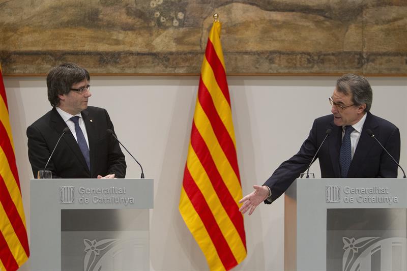 Carles Puigdemont y Artur Mas.