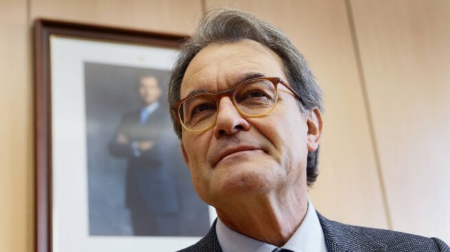 Artur Mas vuelve a la primera línea