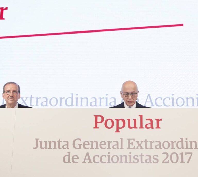 Jugada táctica de BBVA: mantiene el interés por Popular pero elude una guerra de precios