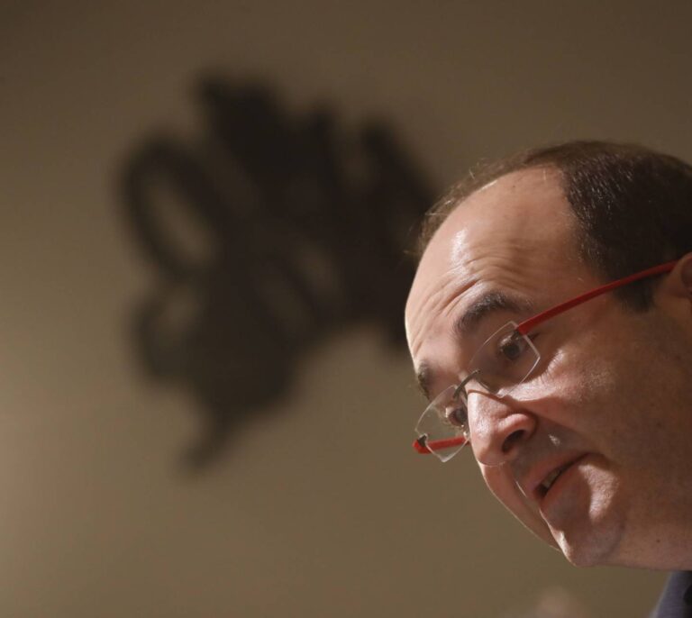 Miquel Iceta cree que Rajoy y Puigdemont se han visto
