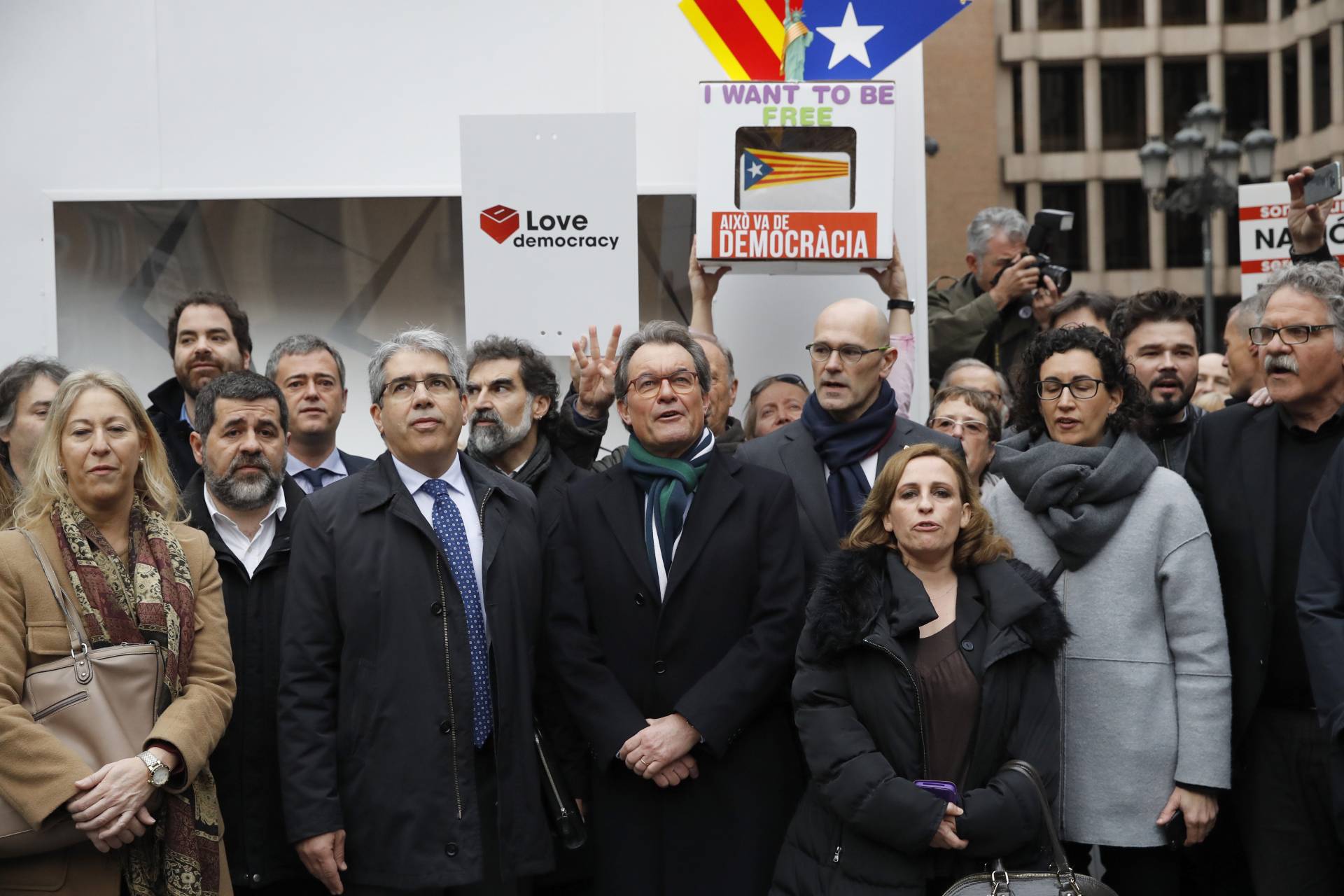 Francesc Homs junto a Artur Mas antes de ir hacia el Tribunal Supremo.