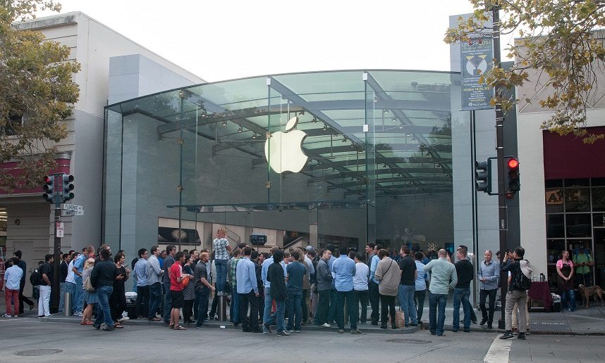 La fachada de la Apple Store de Palo Alto, en California.