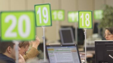 Seis comunidades autónomas aprovecharon la recuperación para aumentar el número de funcionarios