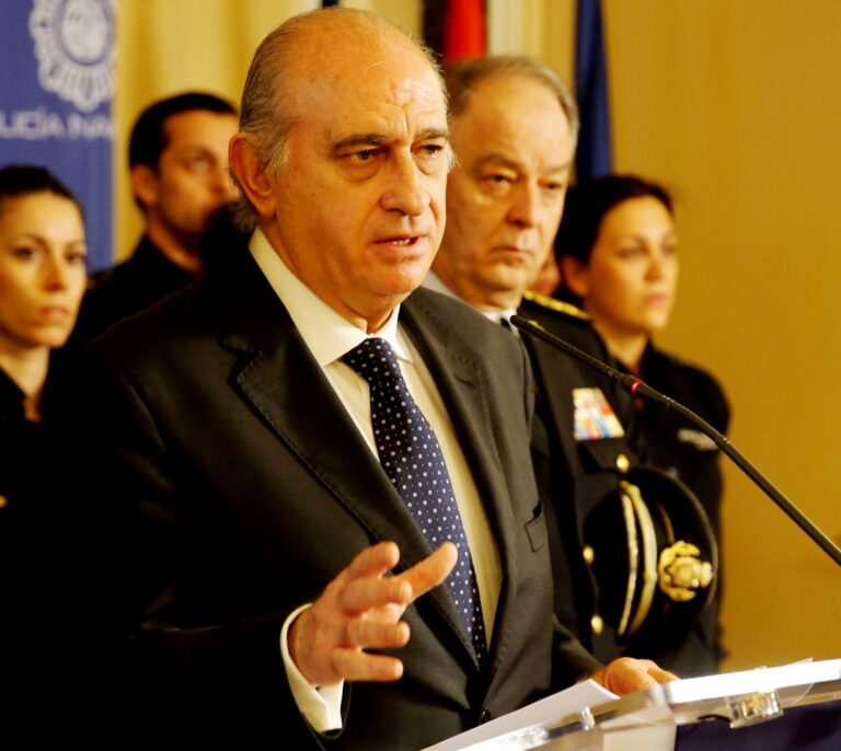 Diez preguntas clave en el escándalo de las grabaciones en el Ministerio del Interior