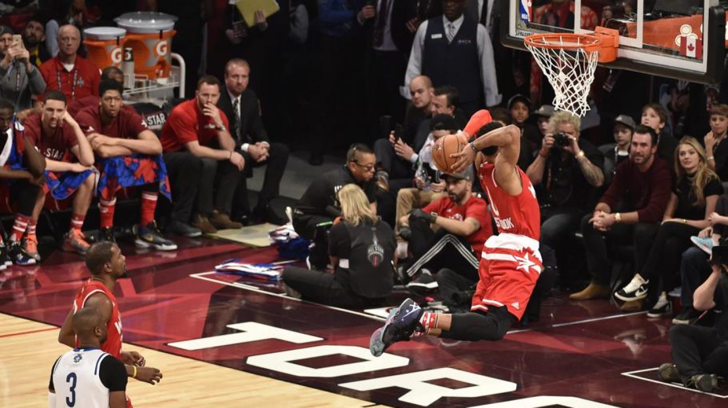 El jugador de Oklahoma City Thunder, Russell Westbrook, haciendo un mate en el último All Star.