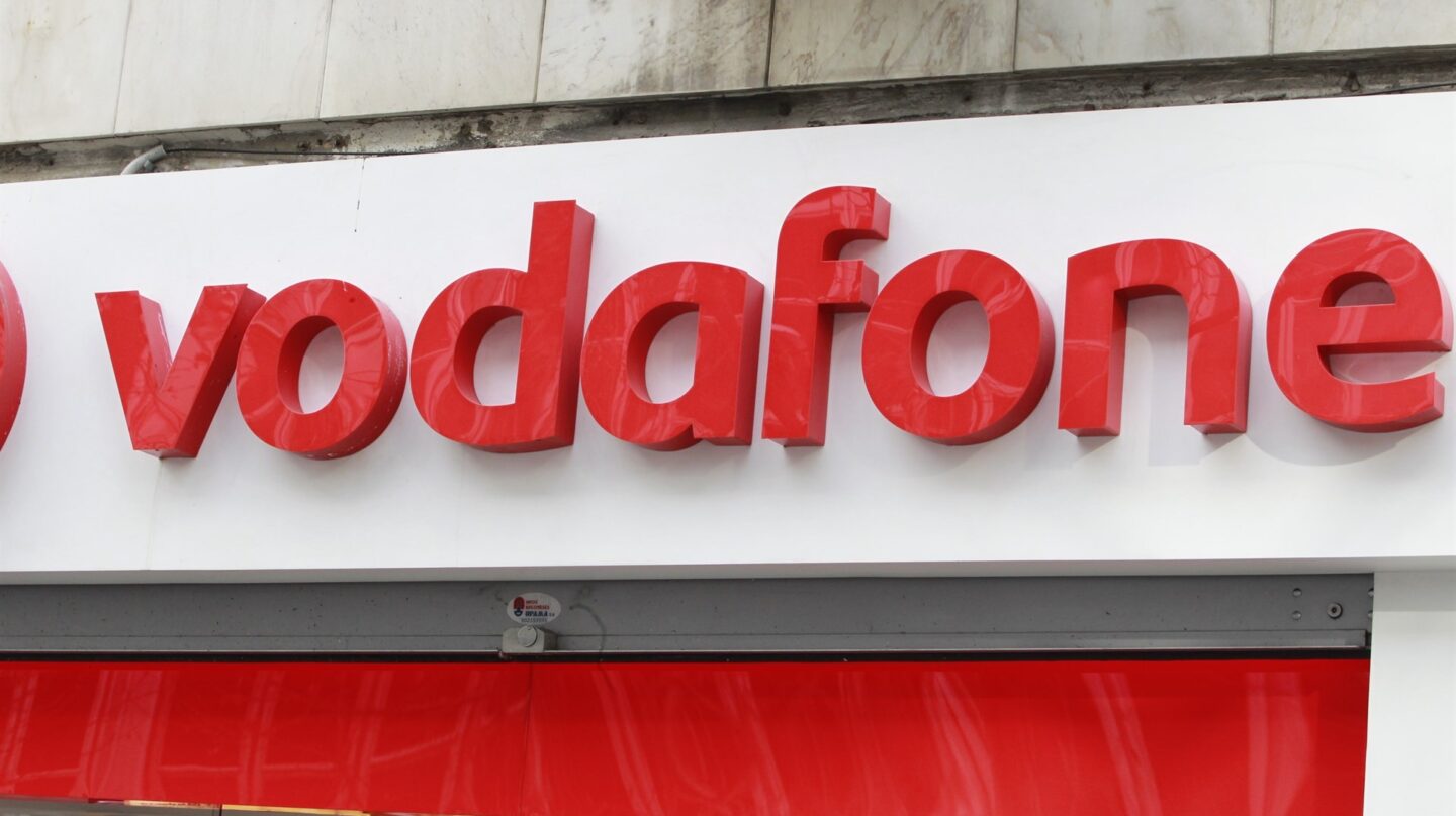 Fachada de una tienda de Vodafone.