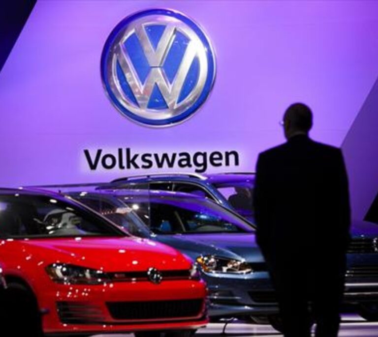 El cierre de plantas por el coronavirus le cuesta a Volkswagen 2.000 millones semanales