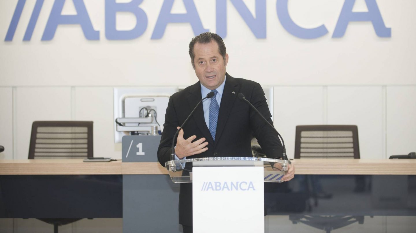 Rodríguez durante la presentación del nuevo modelo de oficina de Abanca.