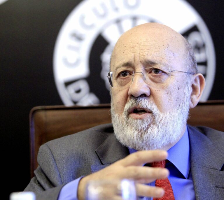 La Junta Electoral desestima una reclamación del PP contra Tezanos